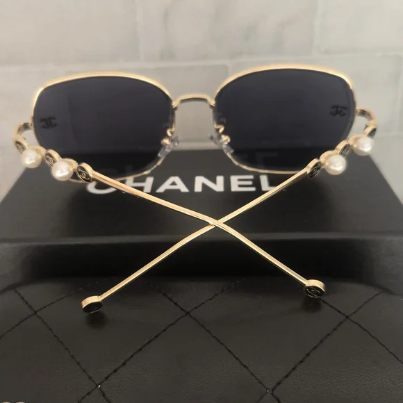 Chanel Gold and Black Sunglasses - Picture 4 of 9